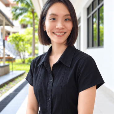 Tan Elynn - Portrait